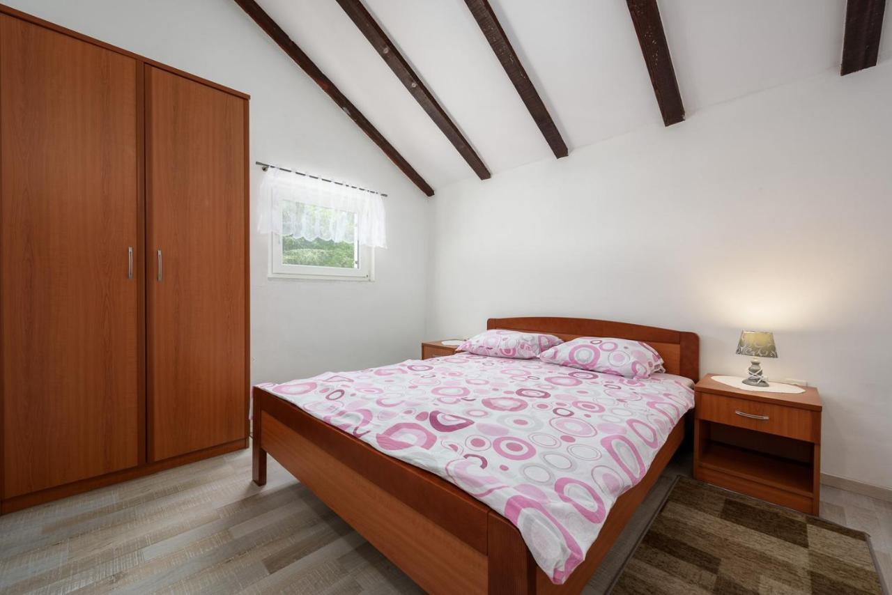 Amore House With Apartment Умаг Екстериор снимка