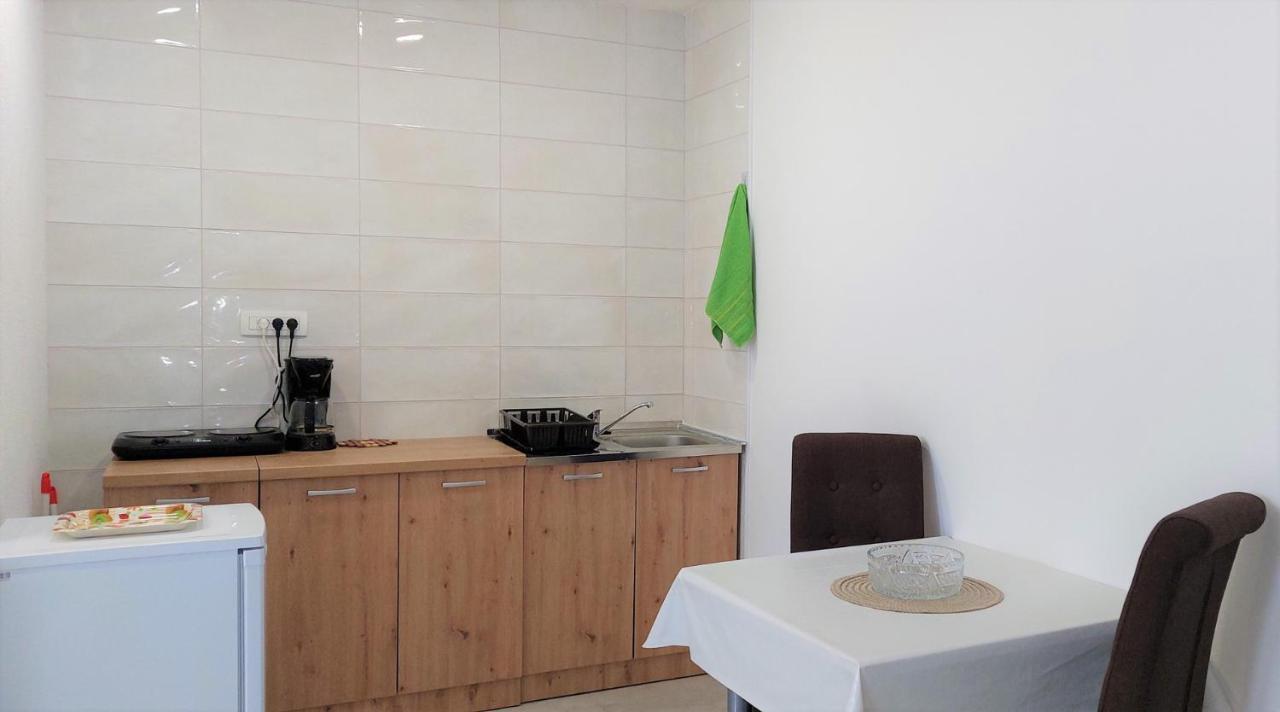 Amore House With Apartment Умаг Екстериор снимка